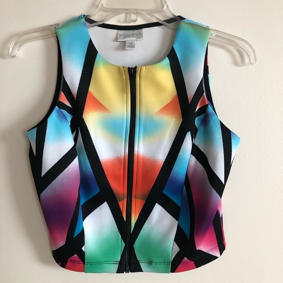 Bisou Bisou Tops - Bisou Bisou Crop Top